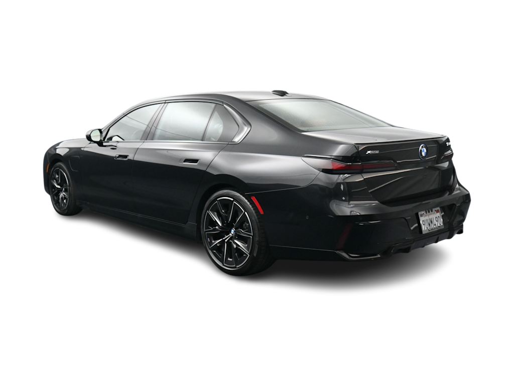 Thumbnail: 2025 BMW 7 Series - 4