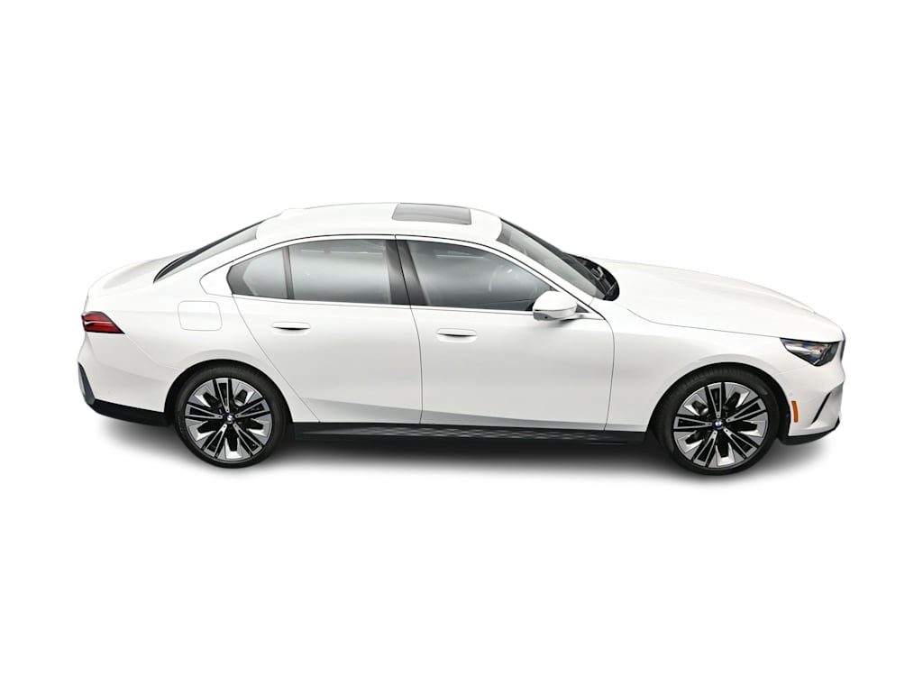 Thumbnail: 2026 BMW 5 Series - 20