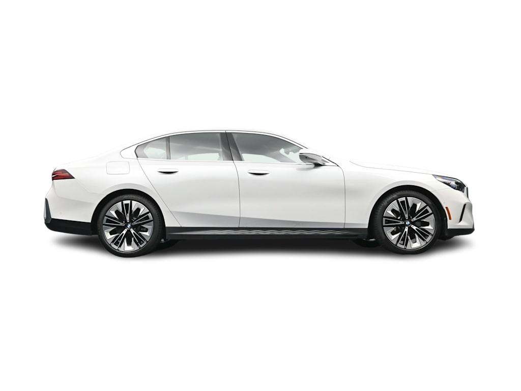 Thumbnail: 2026 BMW 5 Series - 28