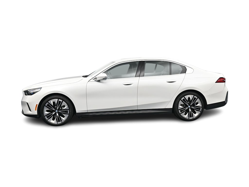 Thumbnail: 2026 BMW 5 Series - 3