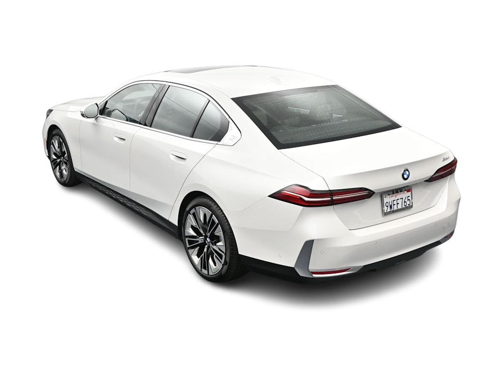 Thumbnail: 2026 BMW 5 Series - 23