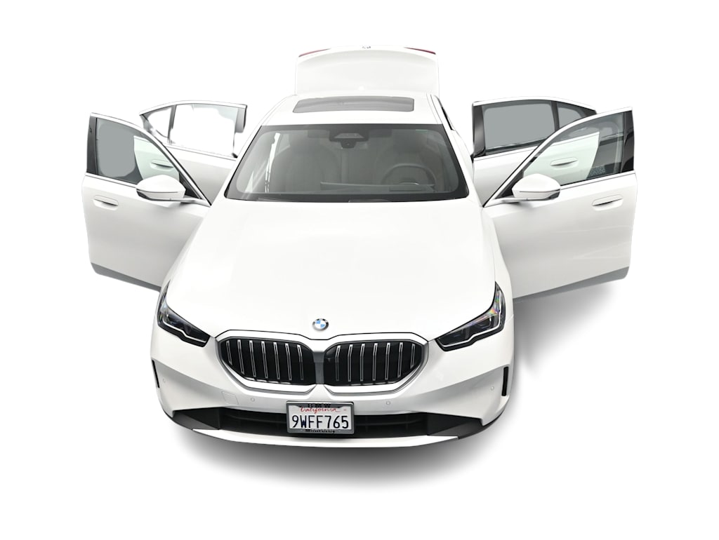Thumbnail: 2026 BMW 5 Series - 33