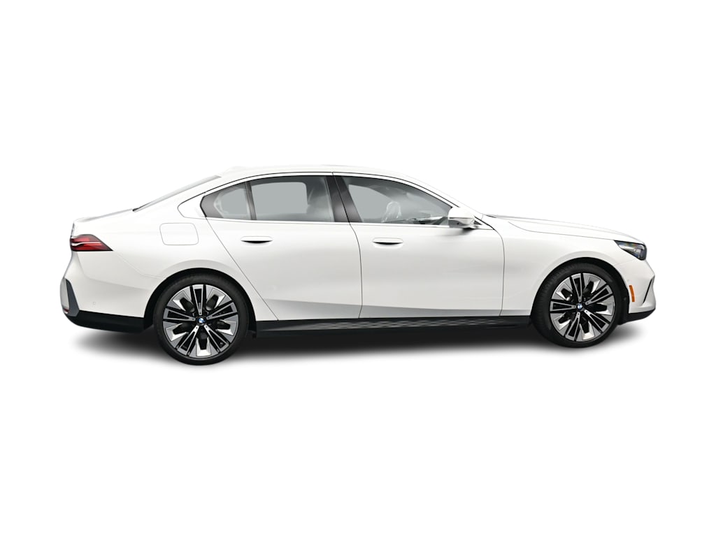 Thumbnail: 2026 BMW 5 Series - 14