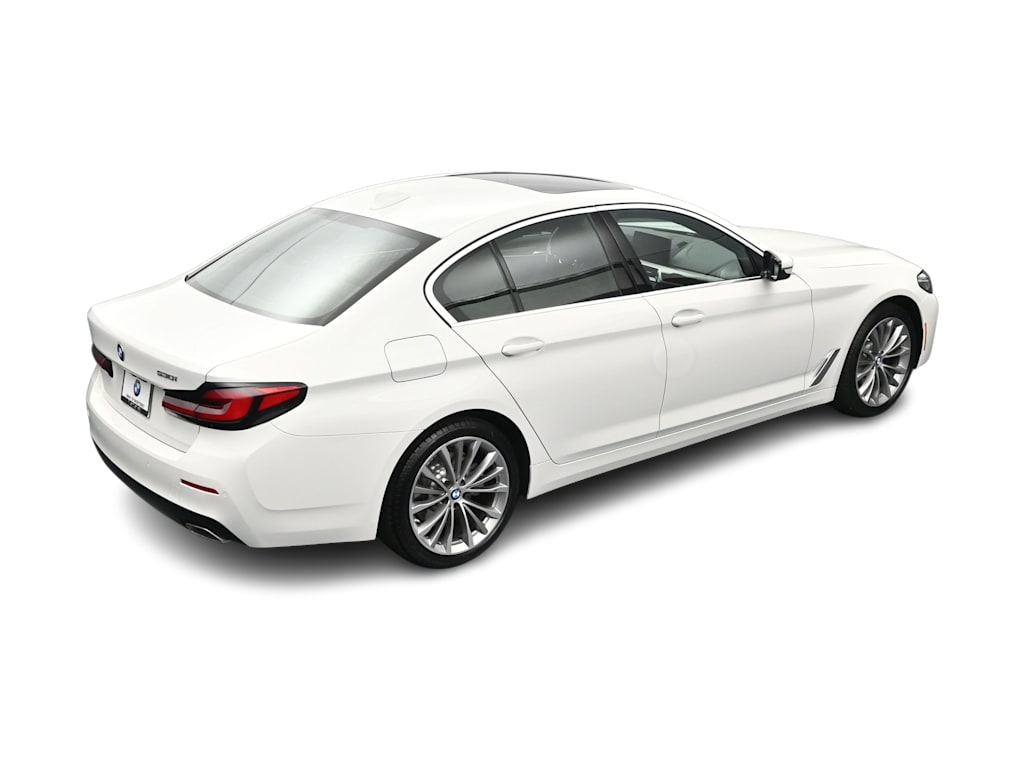 Thumbnail: 2023 BMW 5 Series - 29
