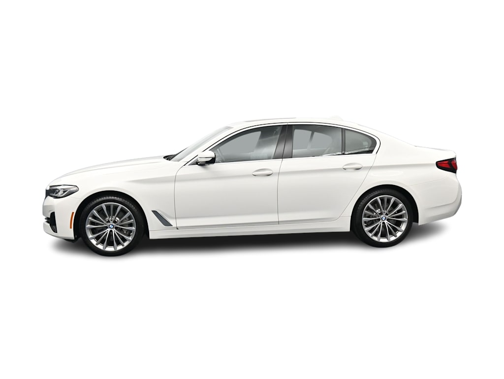 Thumbnail: 2023 BMW 5 Series - 3