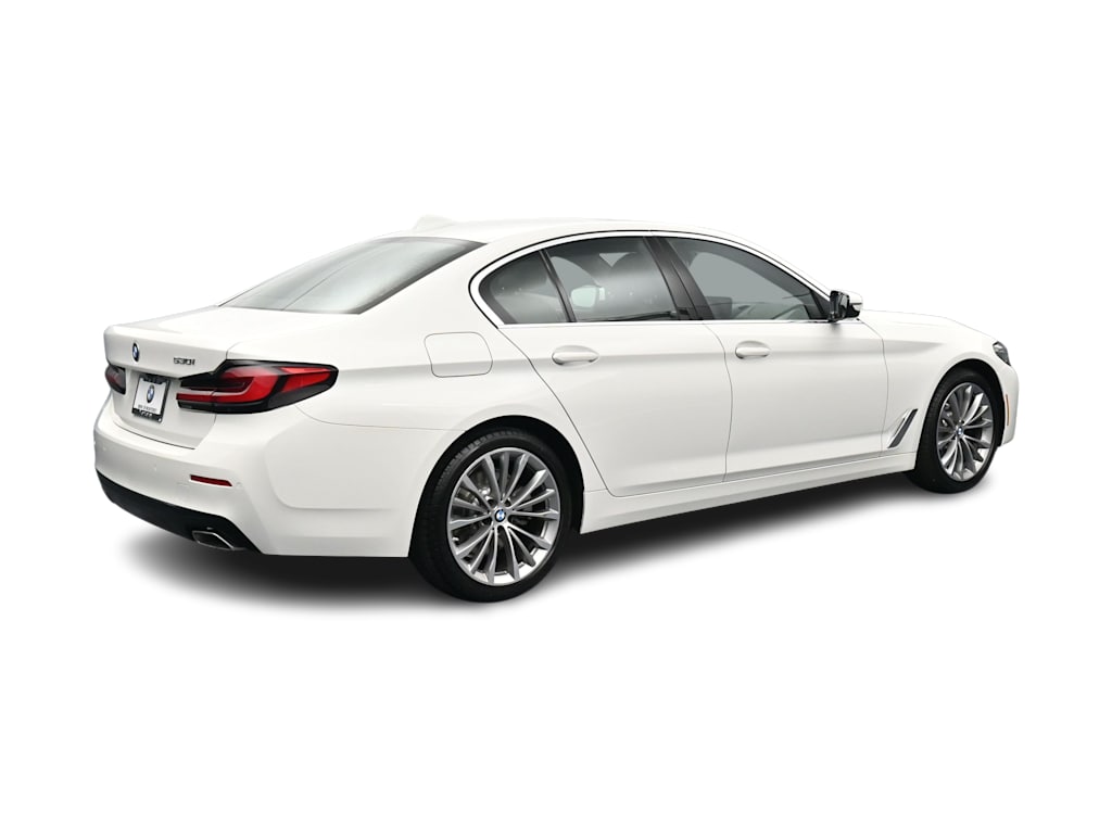 Thumbnail: 2023 BMW 5 Series - 16