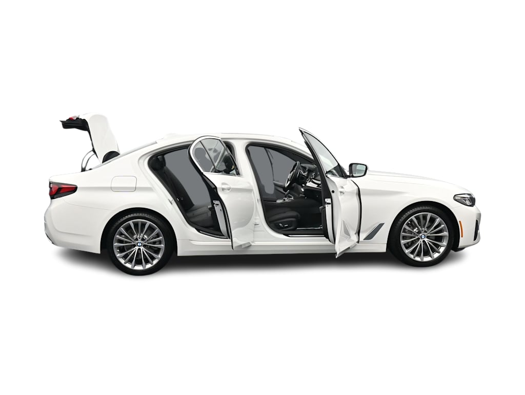 Thumbnail: 2023 BMW 5 Series - 42
