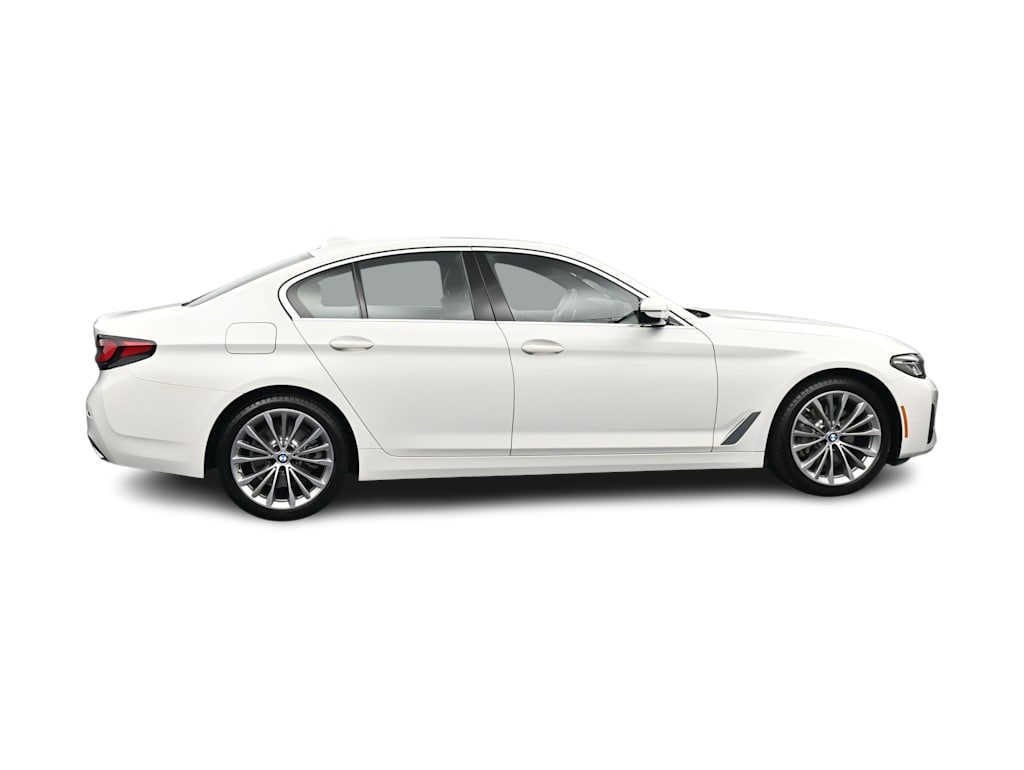 Thumbnail: 2023 BMW 5 Series - 15