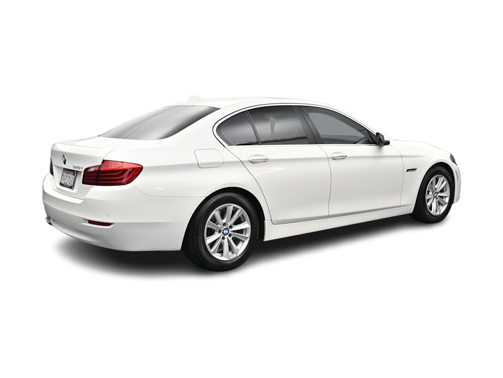 Thumbnail: 2015 BMW 5 Series - 15