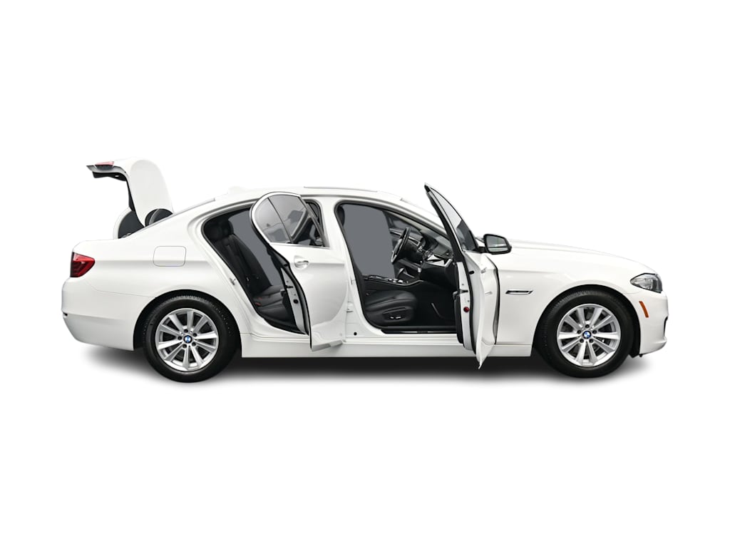 Thumbnail: 2015 BMW 5 Series - 35