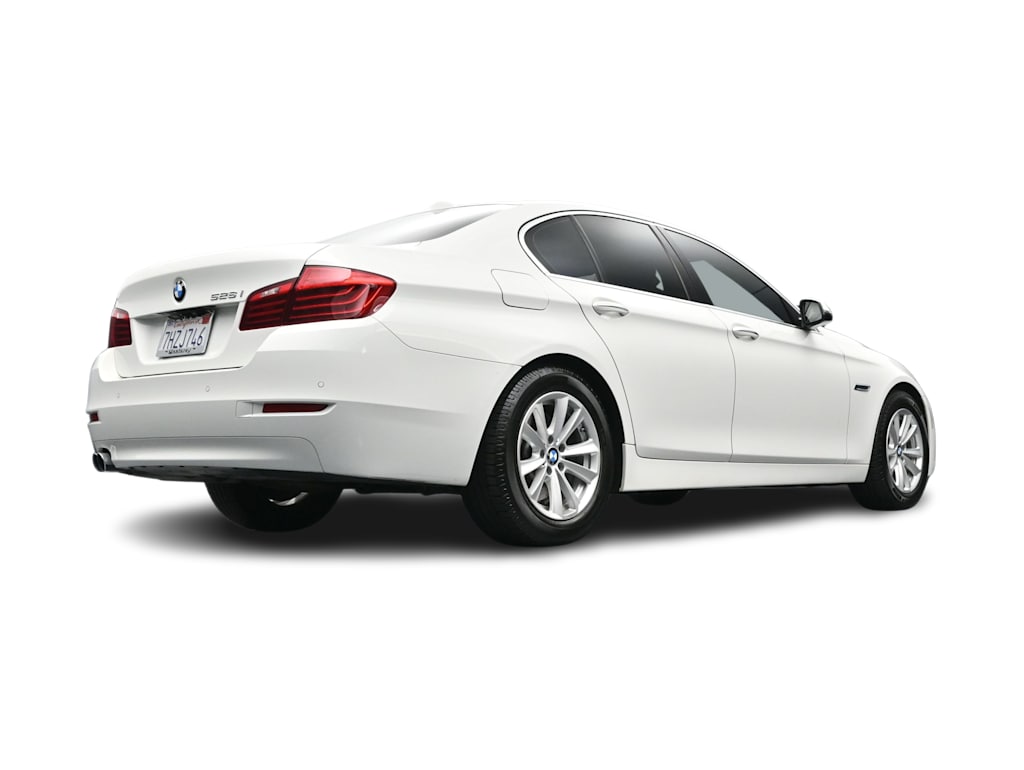Thumbnail: 2015 BMW 5 Series - 29