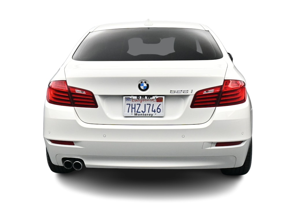 Thumbnail: 2015 BMW 5 Series - 5