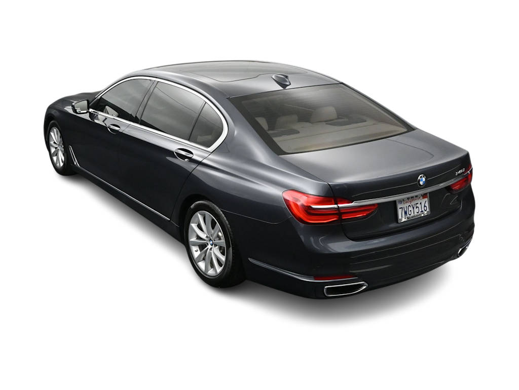 Thumbnail: 2016 BMW 7 Series - 25
