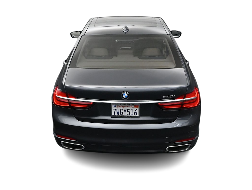 Thumbnail: 2016 BMW 7 Series - 24