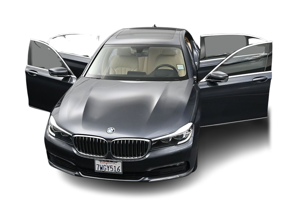 Thumbnail: 2016 BMW 7 Series - 35