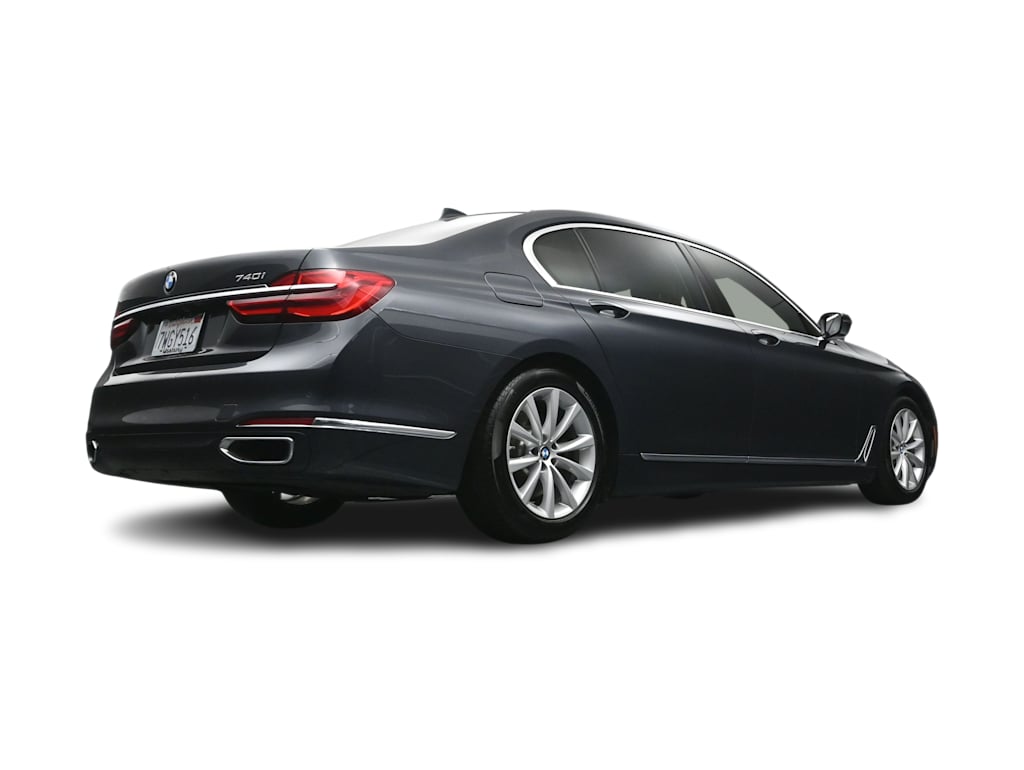 Thumbnail: 2016 BMW 7 Series - 31