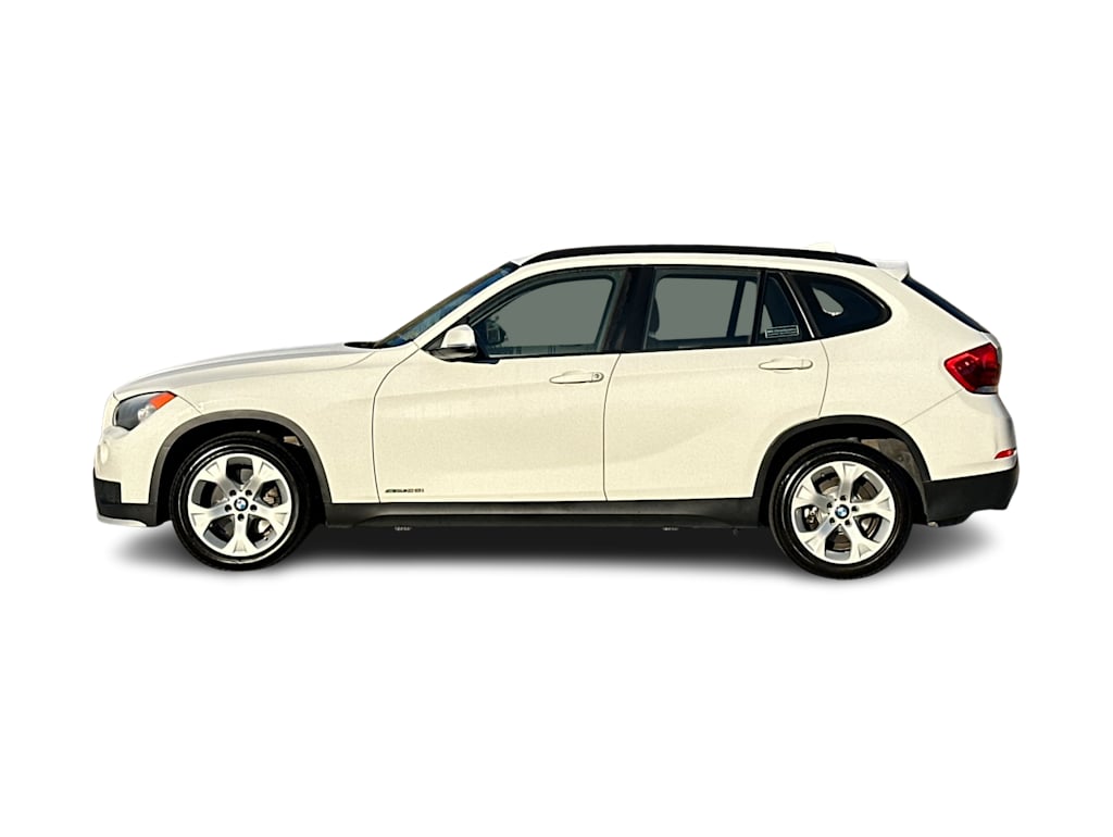 Thumbnail: 2015 BMW X1 - 3