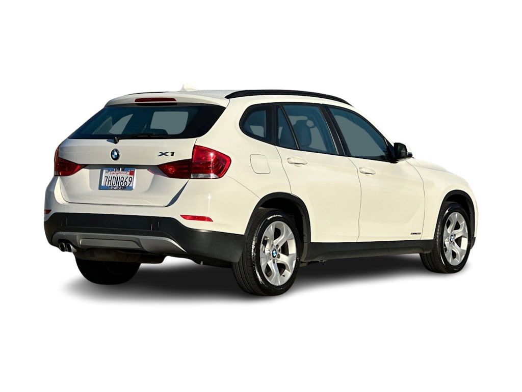 Thumbnail: 2015 BMW X1 - 17