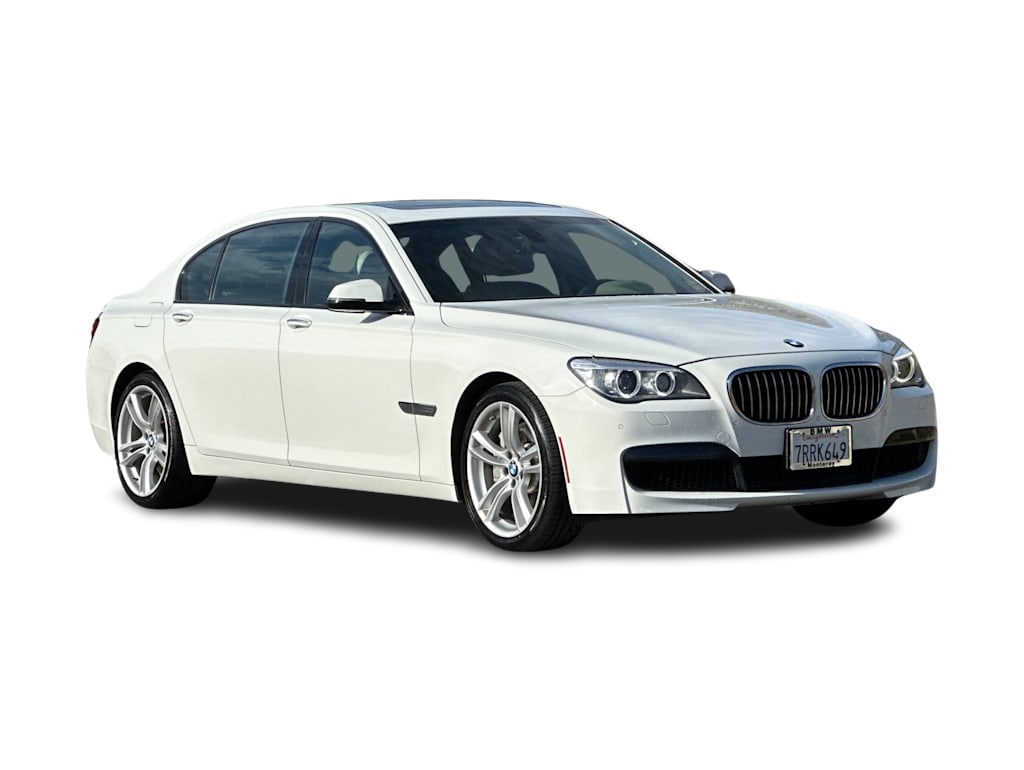 Thumbnail: 2013 BMW 7 Series - 18