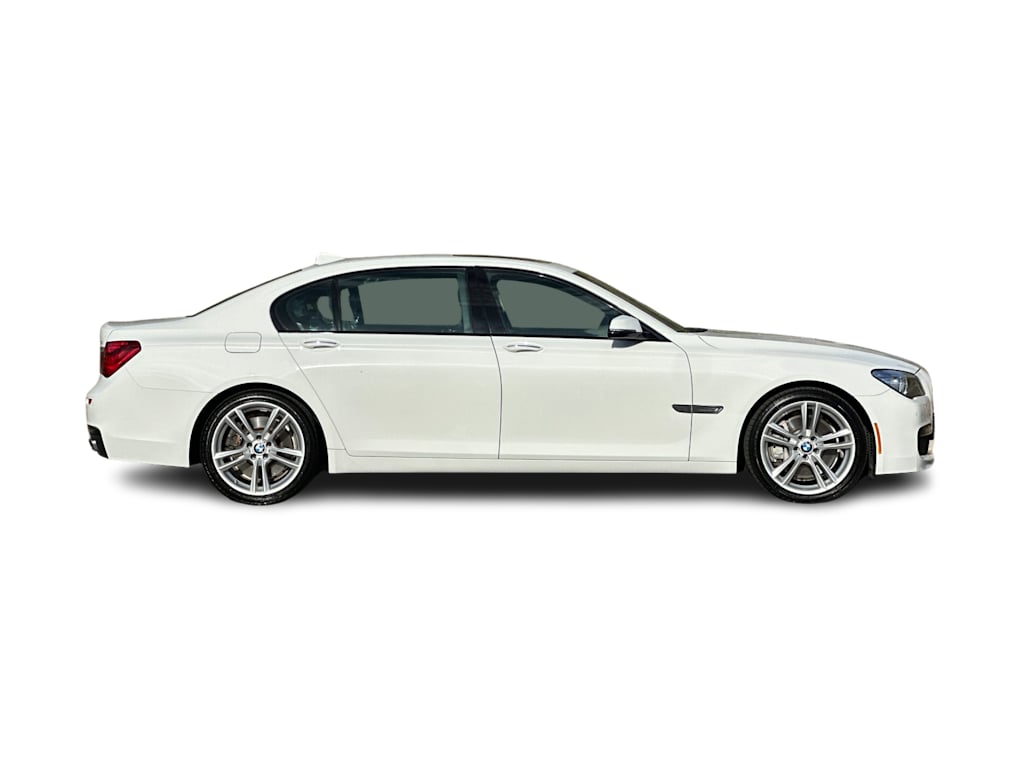 Thumbnail: 2013 BMW 7 Series - 19