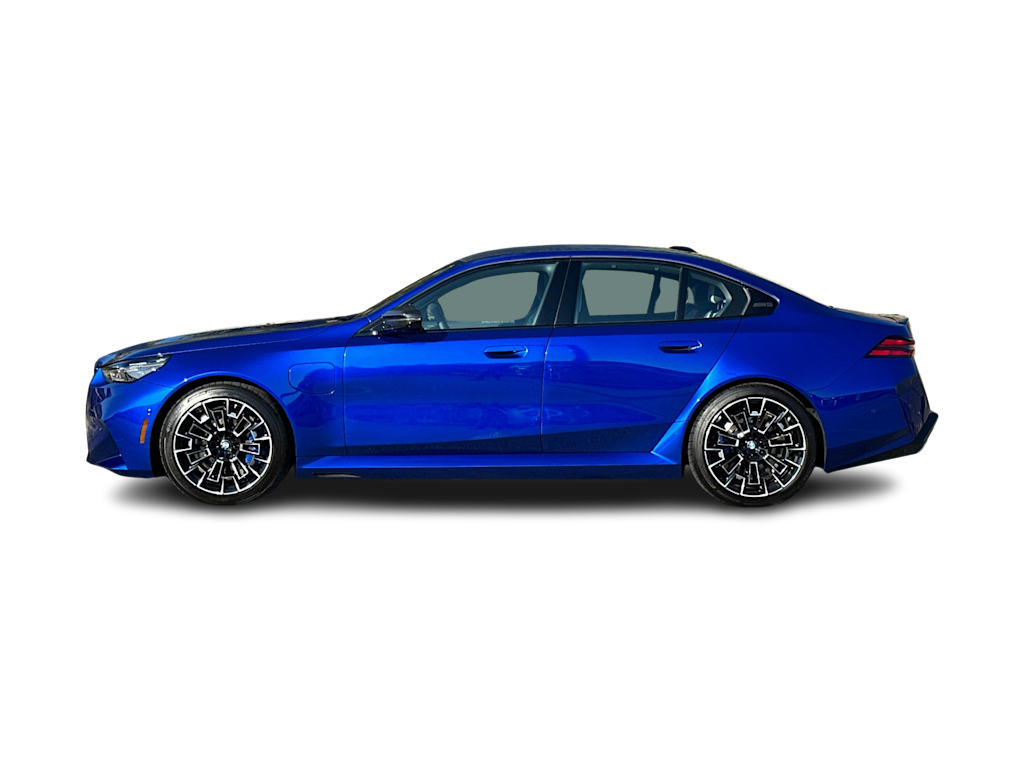 Thumbnail: 2025 BMW M5 - 3