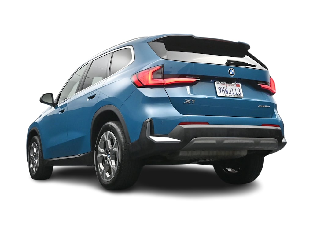 Thumbnail: 2023 BMW X1 - 32