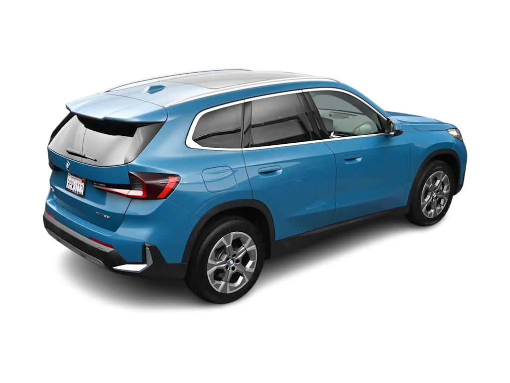 Thumbnail: 2023 BMW X1 - 22
