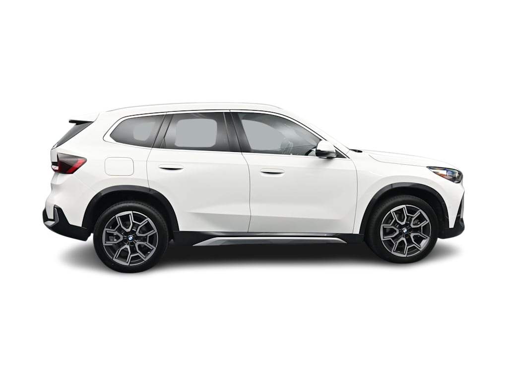 Thumbnail: 2026 BMW X1 - 13