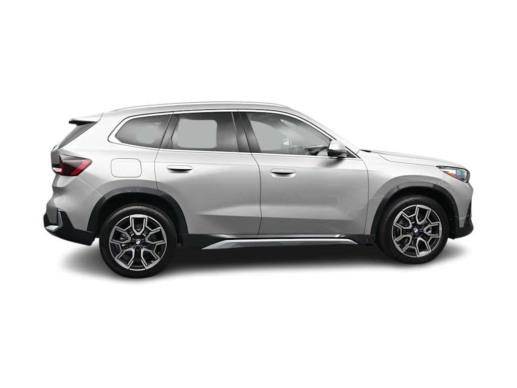 Thumbnail: 2026 BMW X1 - 13