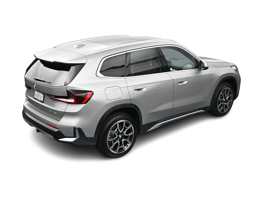 Thumbnail: 2026 BMW X1 - 21