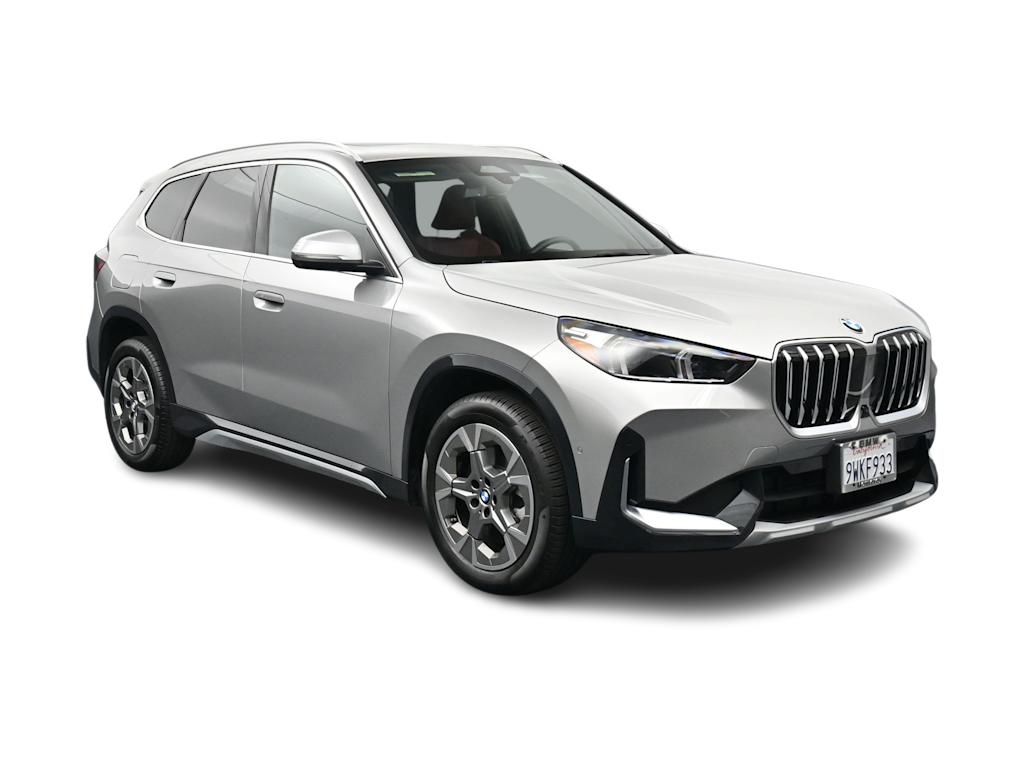 Thumbnail: 2026 BMW X1 - 11