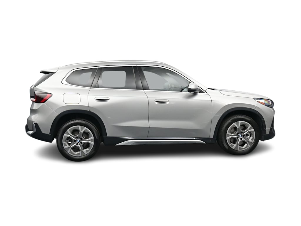 Thumbnail: 2026 BMW X1 - 12