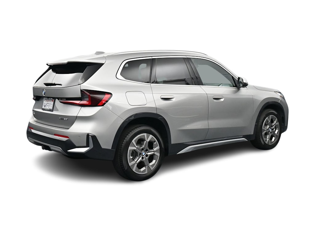 Thumbnail: 2026 BMW X1 - 13