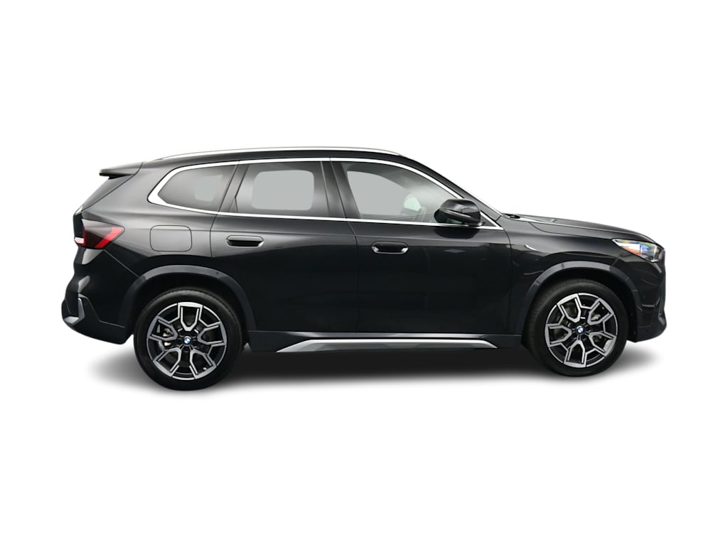 Thumbnail: 2026 BMW X1 - 15