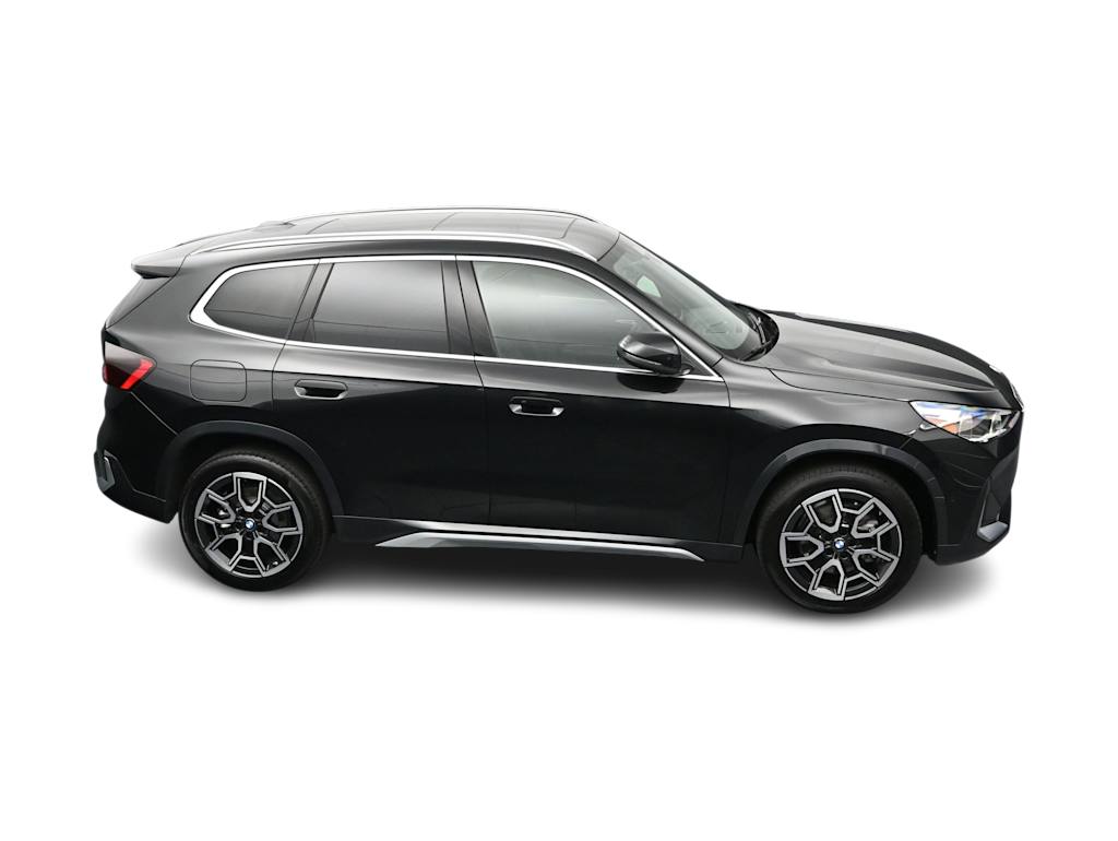 Thumbnail: 2026 BMW X1 - 21