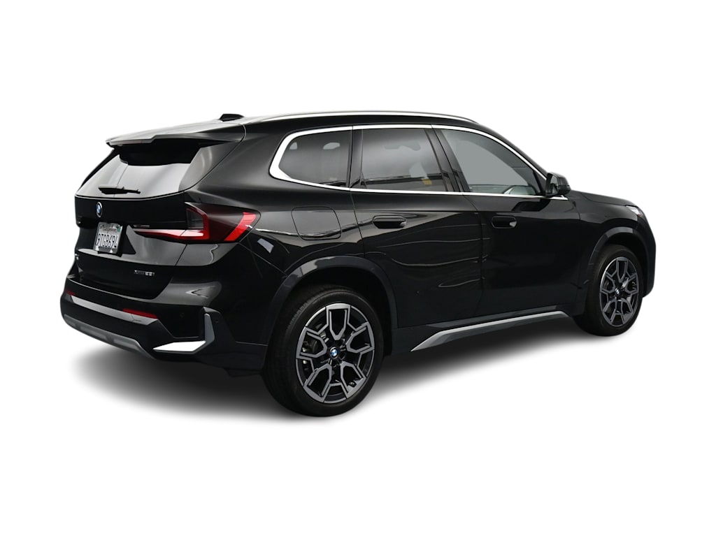 Thumbnail: 2025 BMW X1 - 15