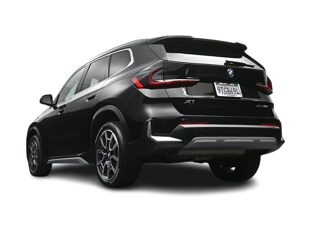 Thumbnail: 2025 BMW X1 - 32