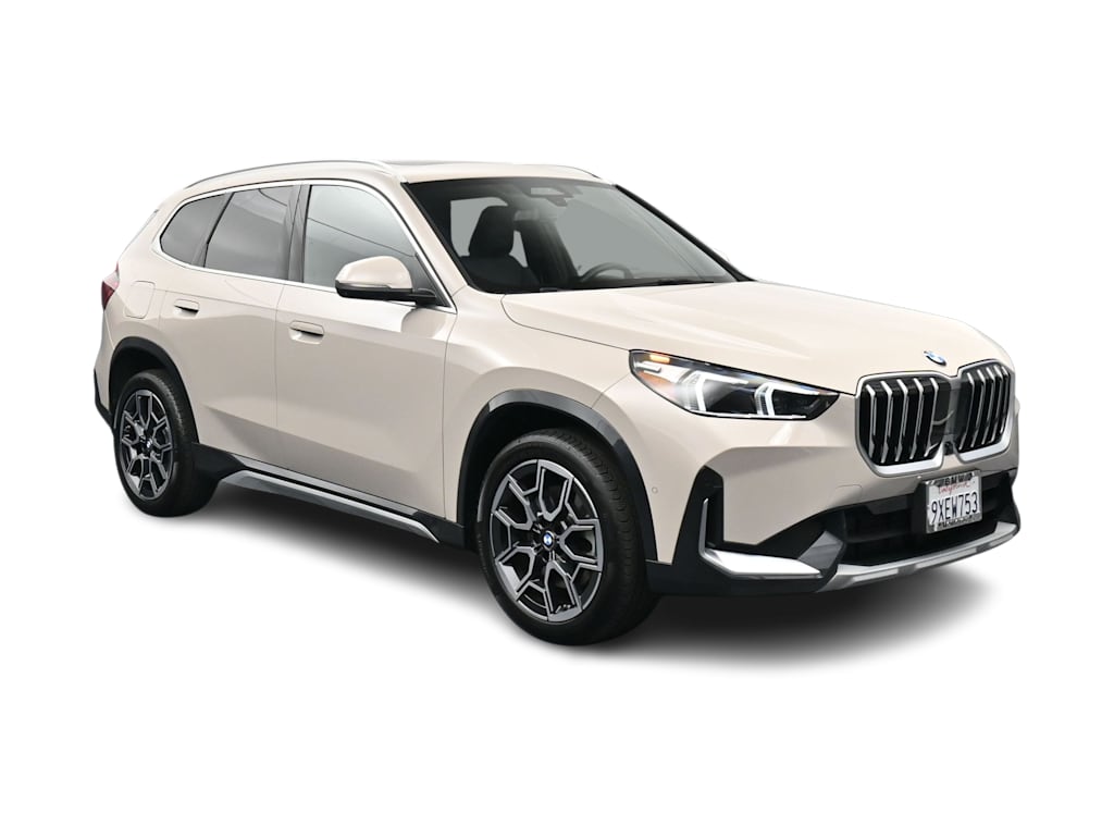 Thumbnail: 2026 BMW X1 - 13