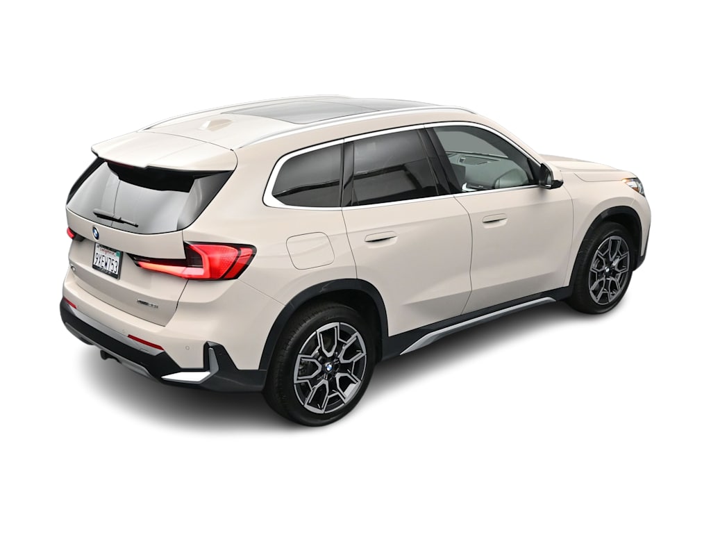 Thumbnail: 2026 BMW X1 - 22