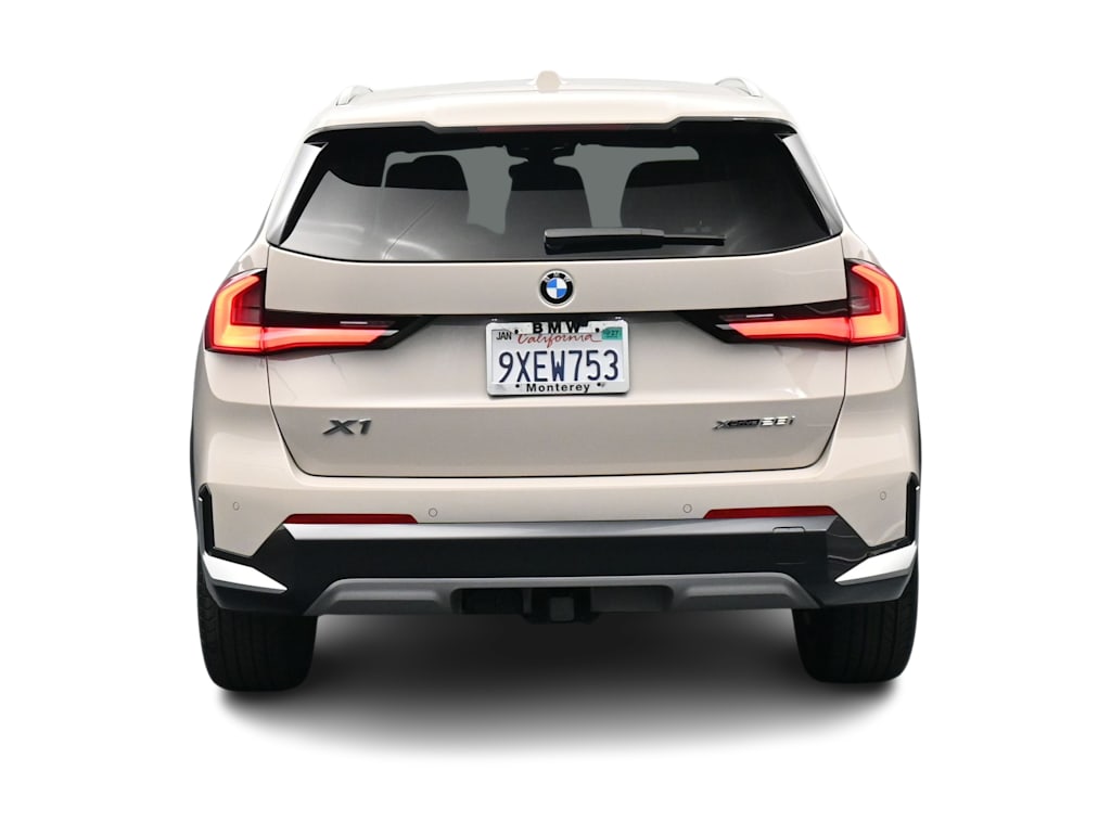 Thumbnail: 2026 BMW X1 - 16