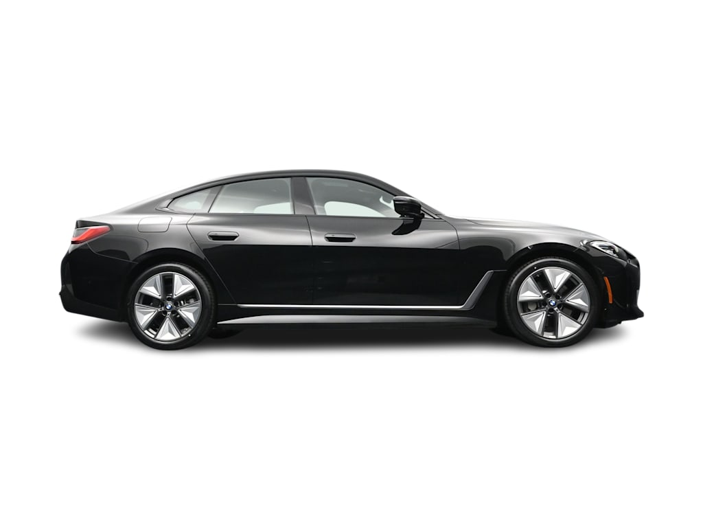 Thumbnail: 2023 BMW i4 - 27