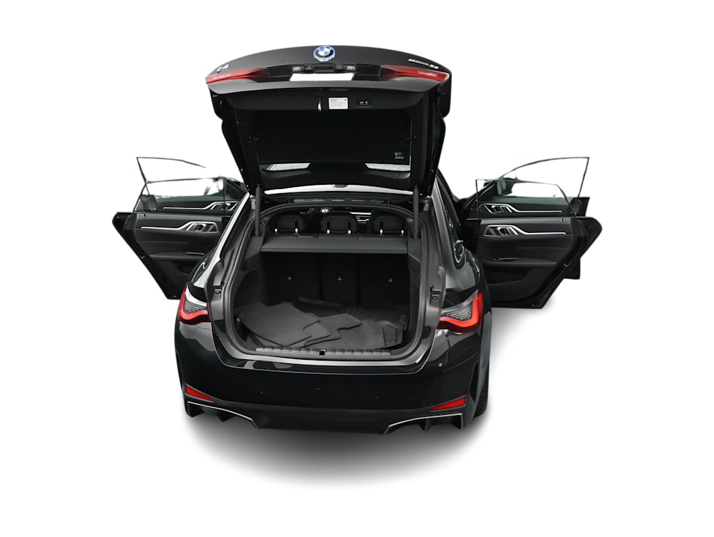 Thumbnail: 2023 BMW i4 - 33