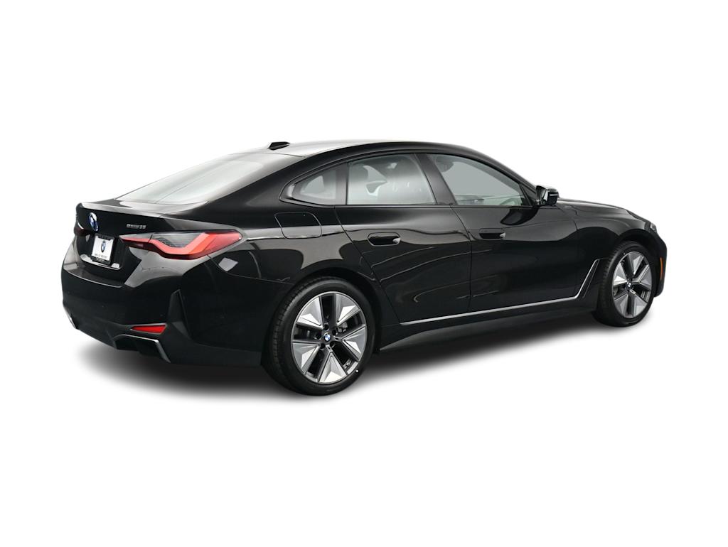 Thumbnail: 2023 BMW i4 - 14