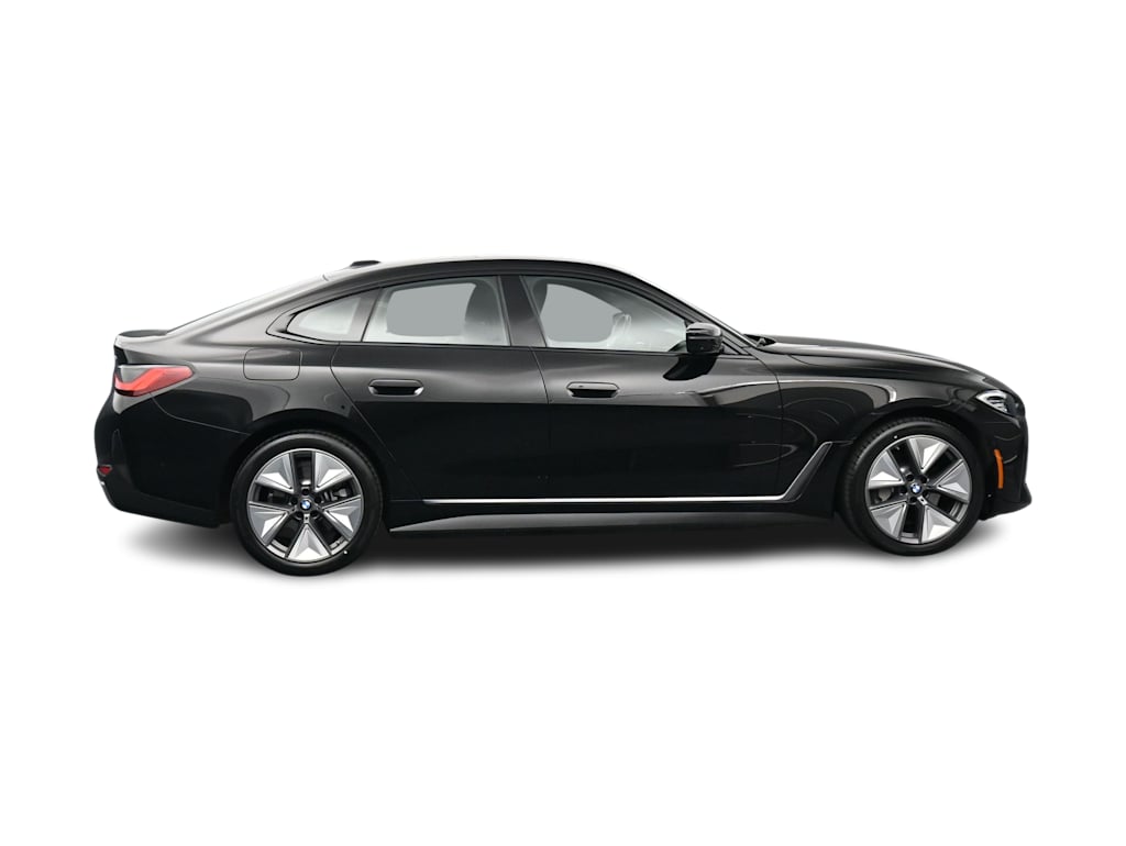 Thumbnail: 2023 BMW i4 - 13