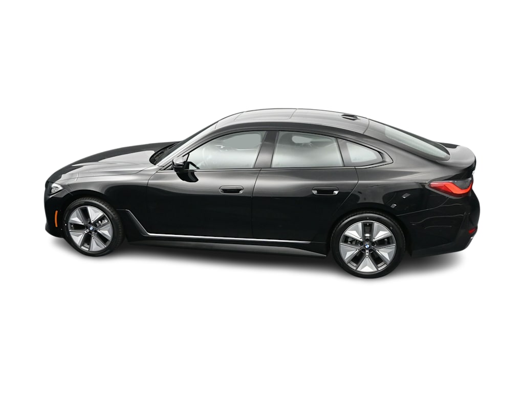 Thumbnail: 2023 BMW i4 - 23
