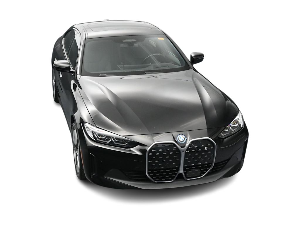 Thumbnail: 2023 BMW i4 - 18