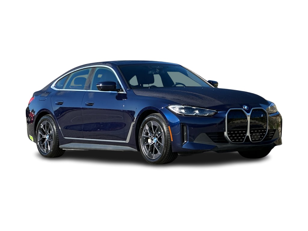 Thumbnail: 2023 BMW i4 - 18