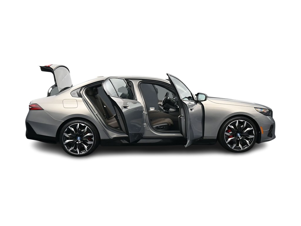 Thumbnail: 2024 BMW i5 - 35