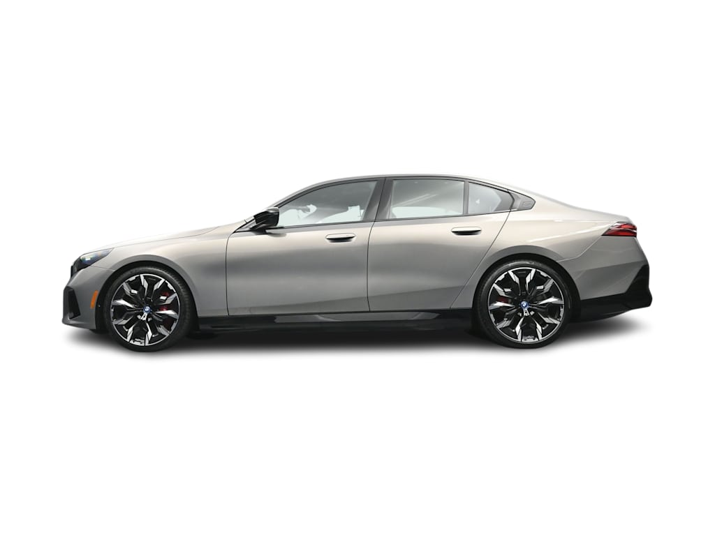 Thumbnail: 2024 BMW i5 - 32
