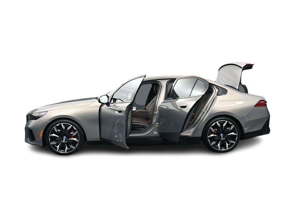 Thumbnail: 2024 BMW i5 - 36
